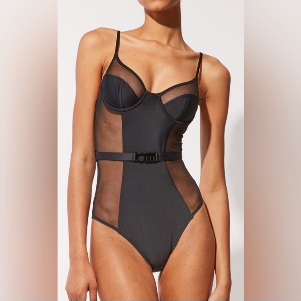 NWT Solid & Striped Spencer Mesh One-Piece - Size Small
